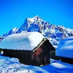 Thun Alps Scenic Views And Concierge By Swisshut Holiday home