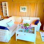 Thun Alps Scenic Views And Concierge By Swisshut