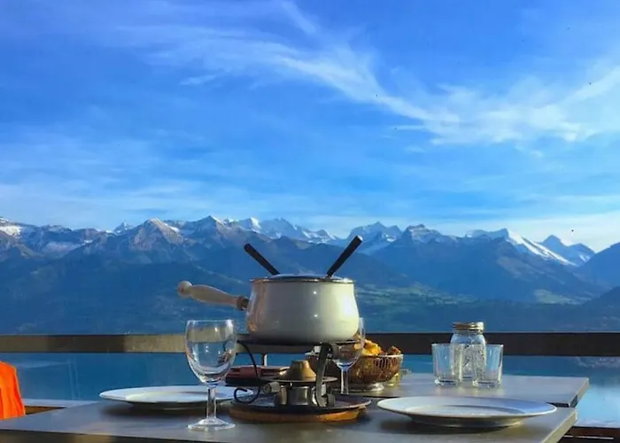펜션 Thun Alps Scenic Views And Concierge By Swisshut *
